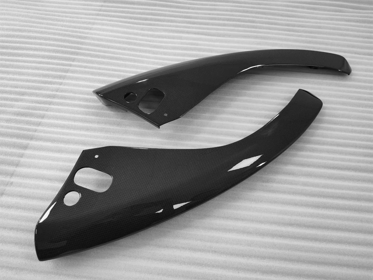 High Quality Fast Delivery Whole Sale Price Dry Carbon Fiber OEM Style Front Canards Body Kits for 812